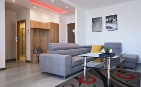 Irs Royal Apartments Apartamenty Irs Aviator